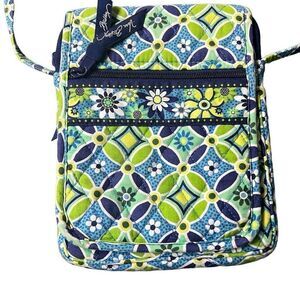 Vera Bradley Blue Green White Daisy Daisy Mini Hipster Crossbody Bag Size 8"x6"